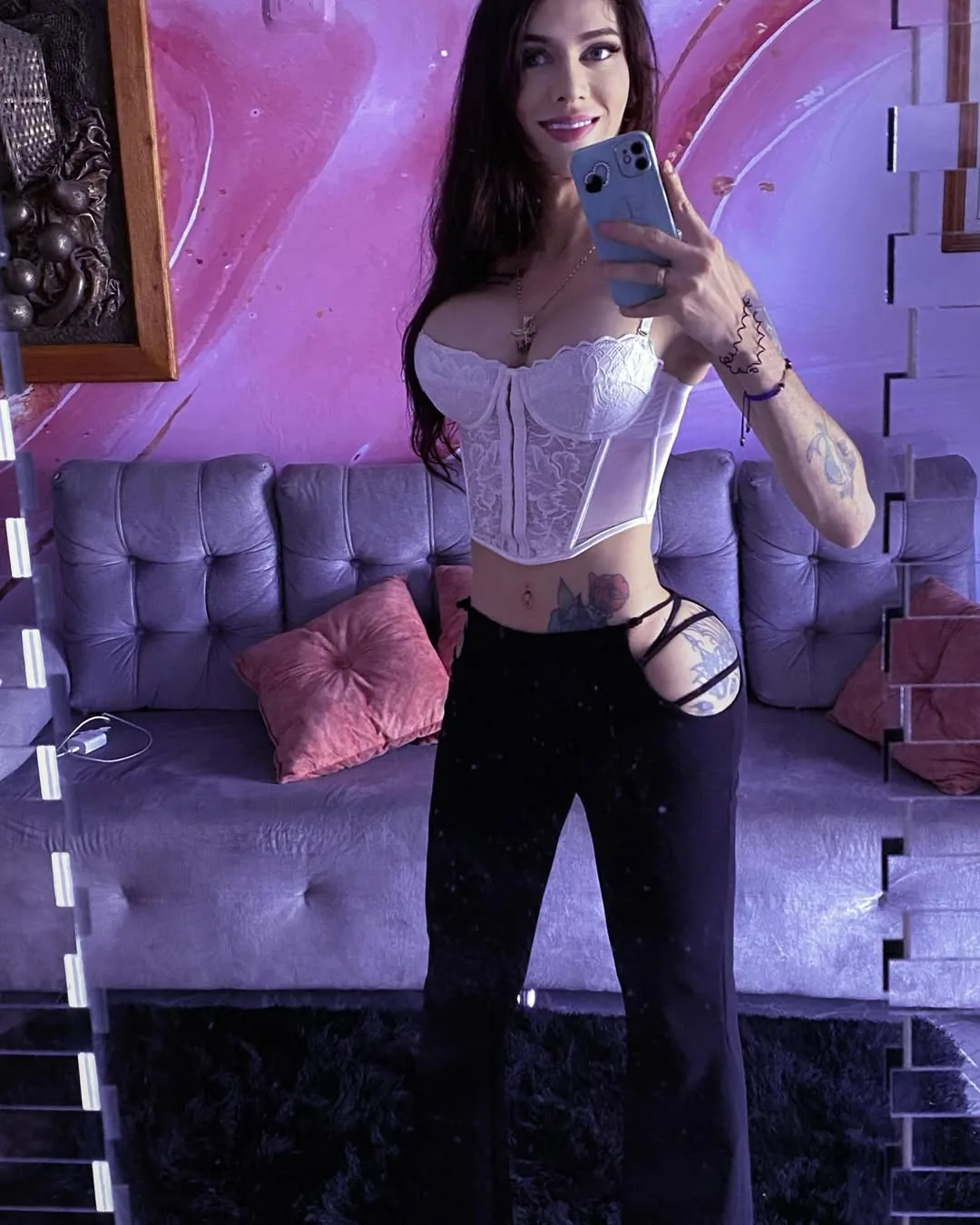 Yasmim escort Slough